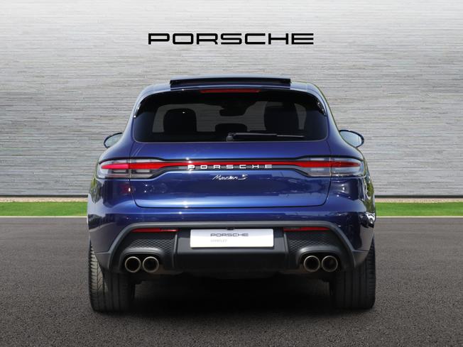 PORSCHE Macan Photo 6