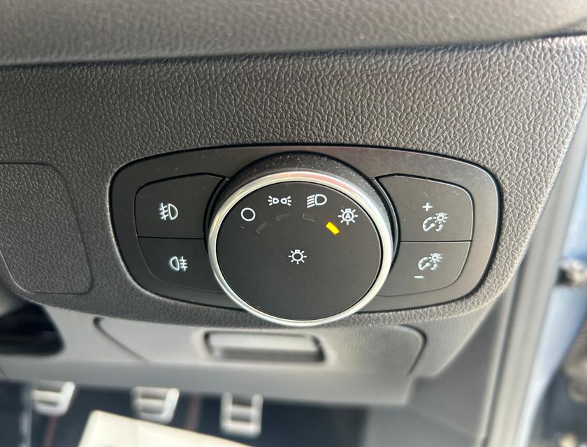 Ford Focus Photo d6fa453c-8617-49eb-8b6f-b63493b3e042.jpg