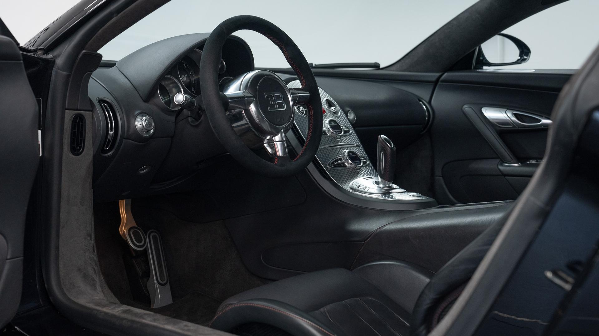 Bugatti Veyron Photo d7138f85-d9f6-4bb6-914b-b264268ce8d1.jpg