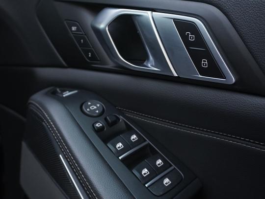 BMW X5 Photo d71cd778-d9fa-4d75-b86e-bc9d9797ea6e.jpg