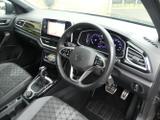 Volkswagen T-Roc Photo 23
