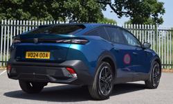 PEUGEOT 408 Photo 2