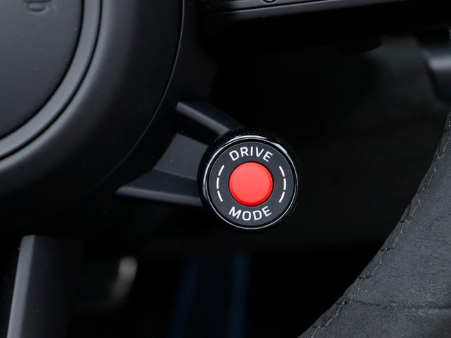 PORSCHE 911 Photo 19