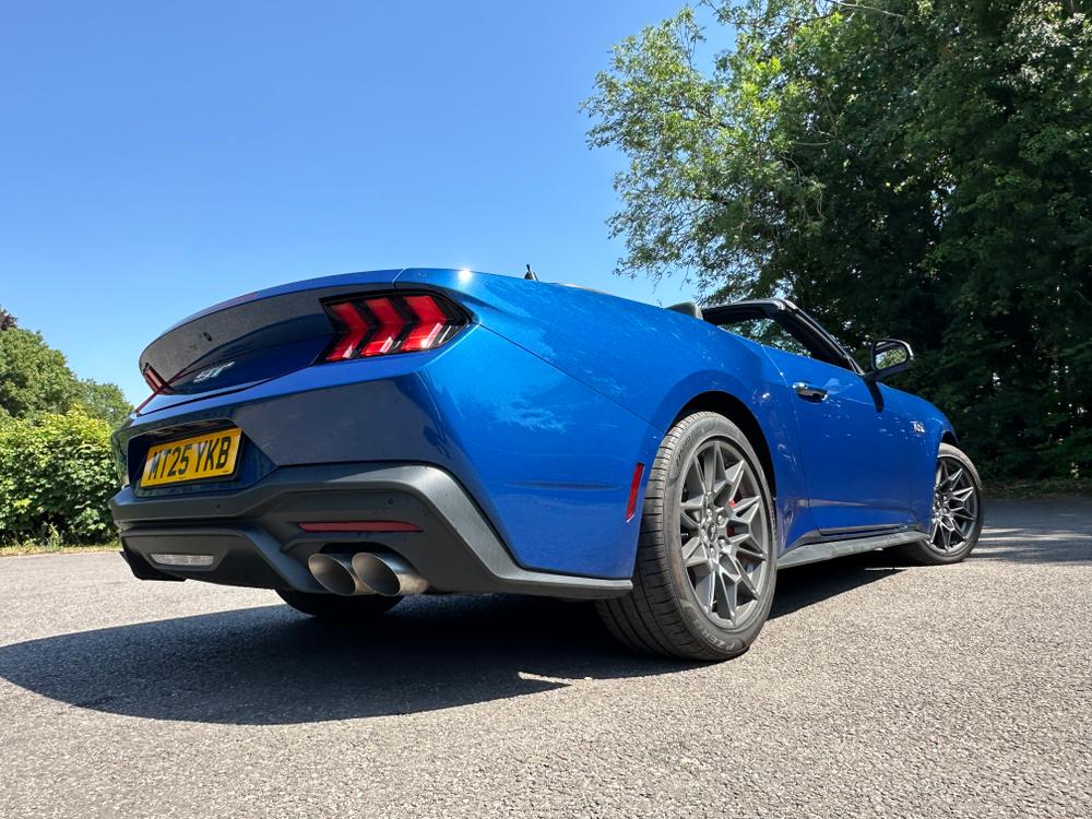 Used Ford Mustang MT25YKB 13