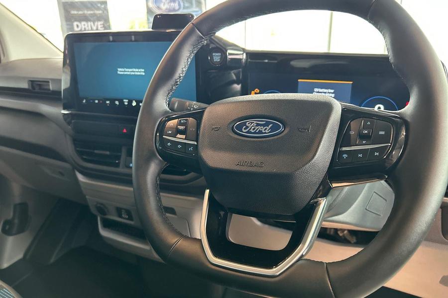 Ford TRANSIT CUSTOM Photo d75a9e84-b0ef-480b-9a5d-d016ee80abb3.jpg