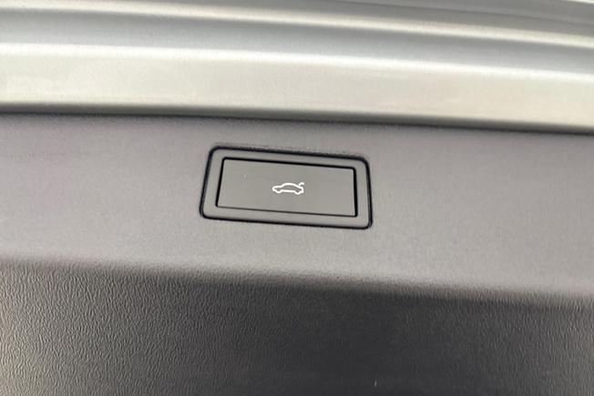 VOLKSWAGEN  Tiguan  Photo 36