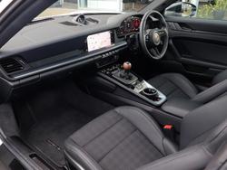 PORSCHE 911 Photo 3