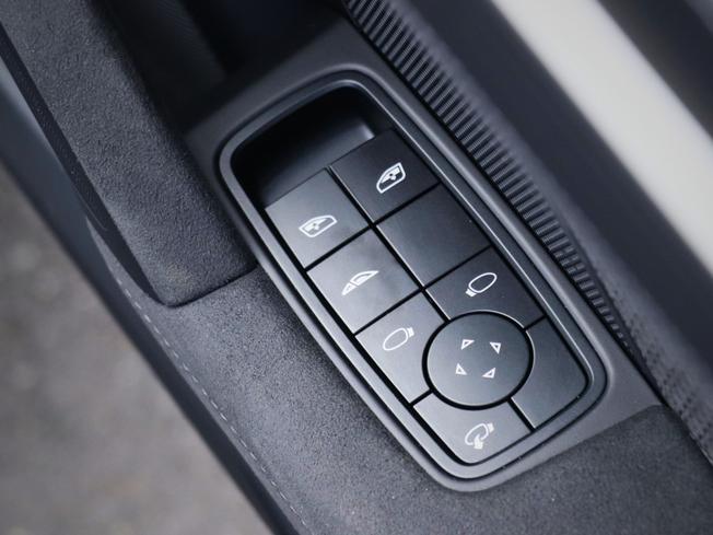 PORSCHE 911 Photo 23