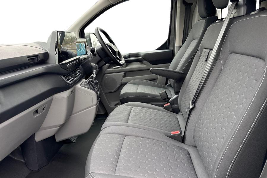 Ford TRANSIT CUSTOM Photo d78a62be-500e-40e4-b61a-32da2233c1e1.jpg