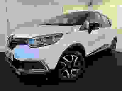Used 2019 Renault Captur 0.9 TCe ENERGY Iconic SUV 5dr Petrol Manual Euro 6 (s/s) (90 ps) at Hodgson Car Sales