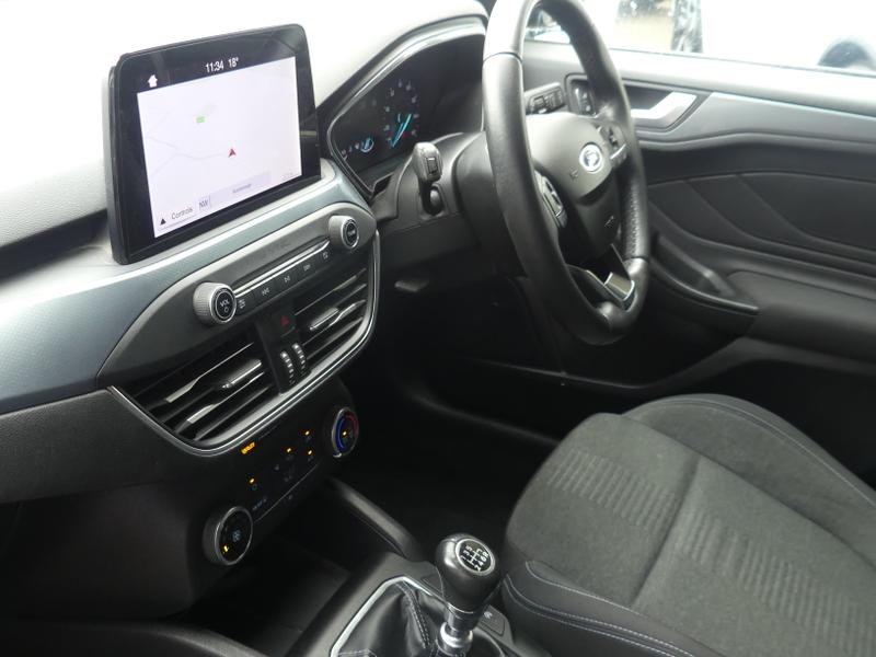Ford Focus Photo d7cc2e75-b832-41f0-b232-5a8c506c3713.jpg