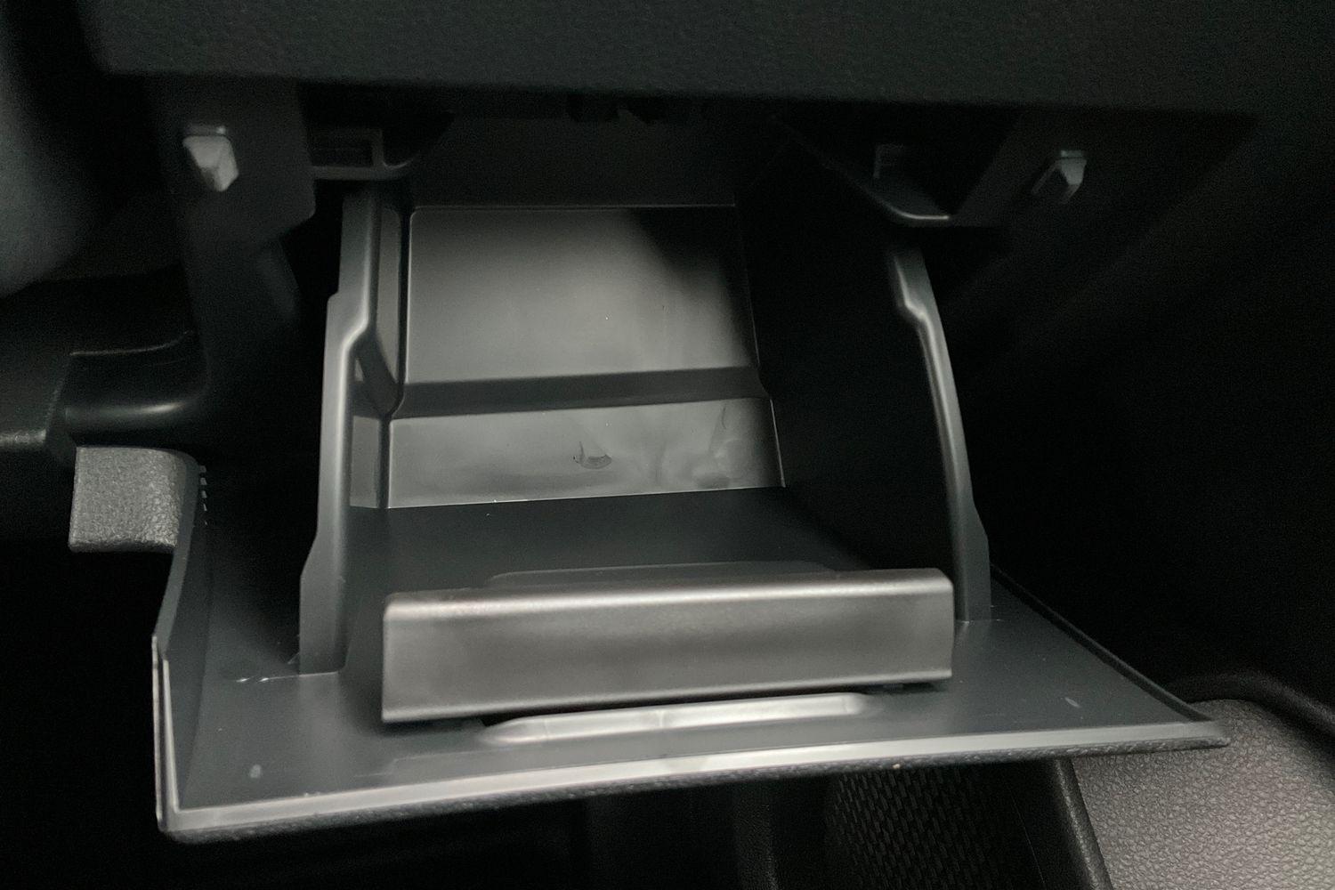Ford TRANSIT CONNECT Photo 28