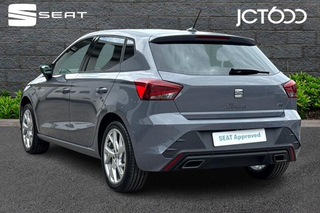 SEAT Ibiza Photo 3