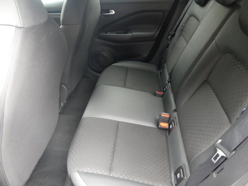 Nissan Juke Photo d7dbad47-6e86-4da1-97e8-17812f572d95.jpg