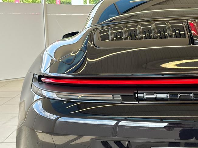 PORSCHE 911 Photo 31