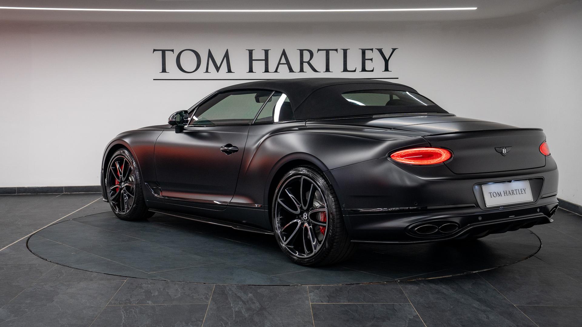 Bentley Continental Photo d7f0680e-fba9-4095-b876-c701639b61d5.jpg