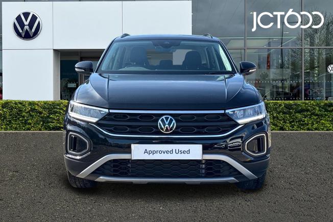 Volkswagen T-Roc Photo 6