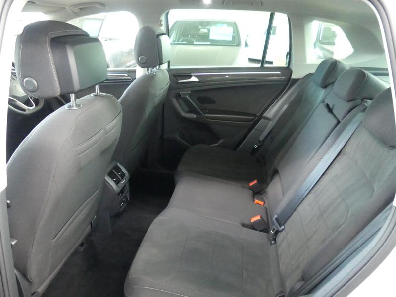 Volkswagen Tiguan Photo d807e4c4-c965-4cd8-9c32-a9399d1feeec.jpg
