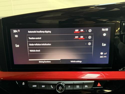 Vauxhall Mokka Electric Photo d80adfa0-cb1d-489f-a249-c6340576c69f.jpeg