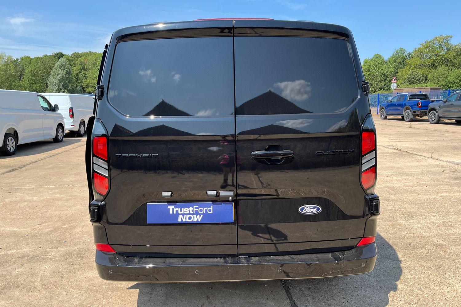 Ford TRANSIT CUSTOM Photo 12