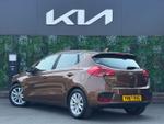 Kia cee'd Photo 1