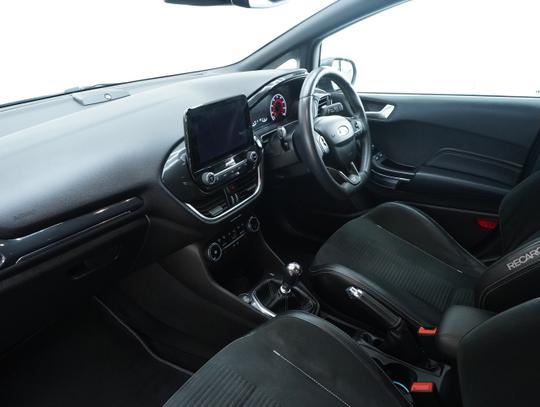 Ford Fiesta Photo d837f95c-2c03-4cc5-a013-d8ee9692c4b9.jpg