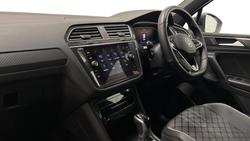 Volkswagen Tiguan Photo 2