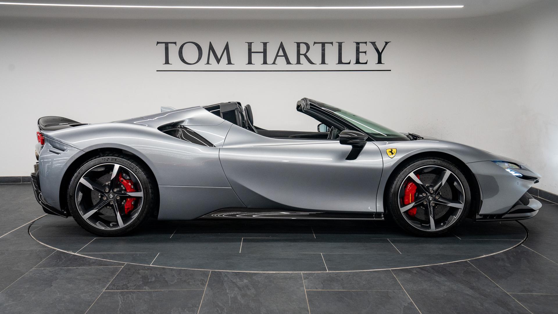 Ferrari SF90 Spider Photo d87cc233-c607-49c1-99b4-2928d50a3027.jpg