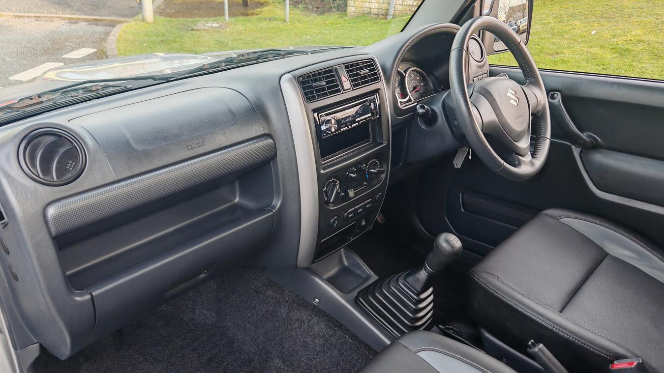 Used Suzuki Jimny DV67XTG 18