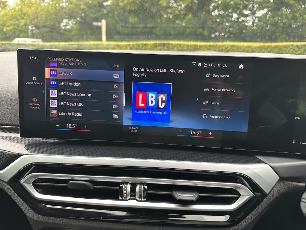 Used BMW 2 Series AX73LKA 29