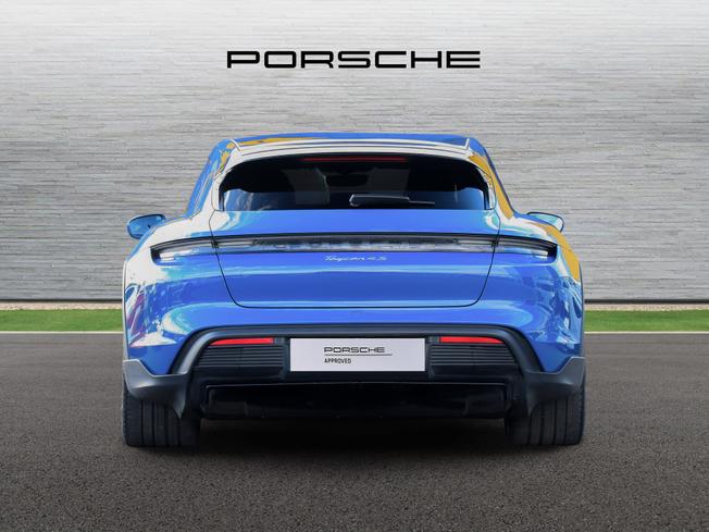PORSCHE Taycan Photo 7