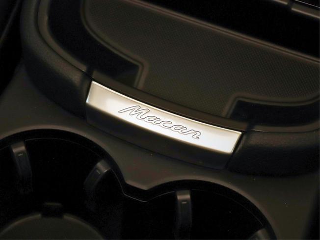 PORSCHE Macan Photo 22