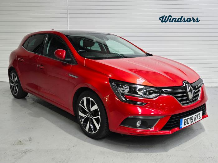 Used 2019 Renault MEGANE ICONIC TCE RED at Windsors of Wallasey