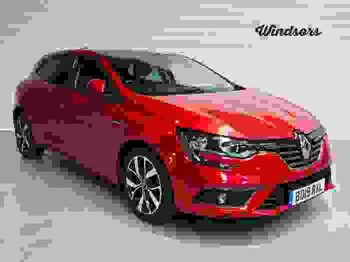 Used 2019 Renault MEGANE ICONIC TCE RED at Gravells