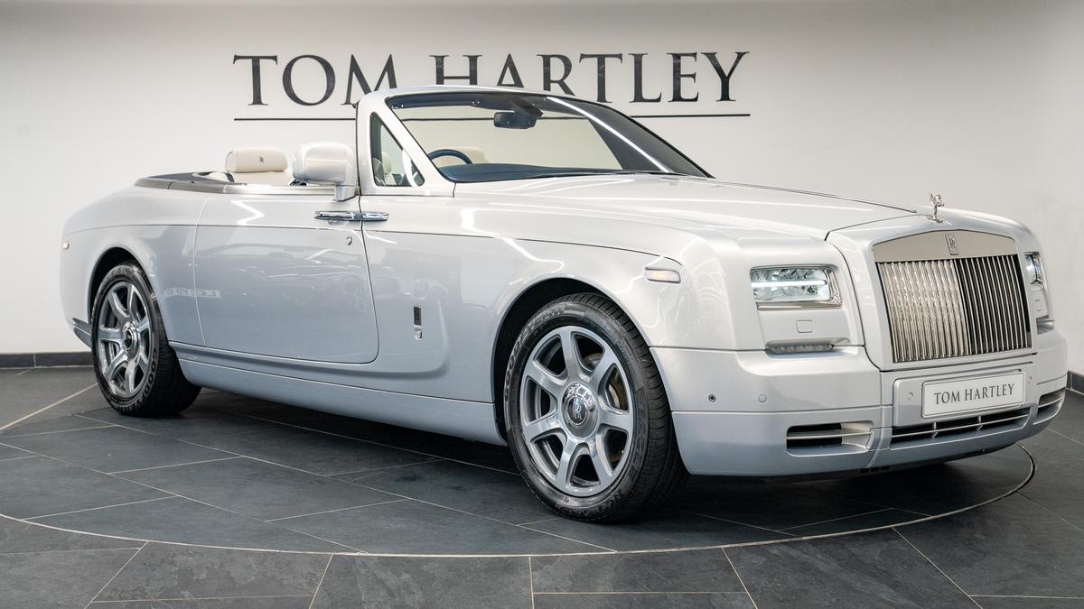 Used 2016 Rolls-Royce Phantom Drophead Coupe at Tom Hartley