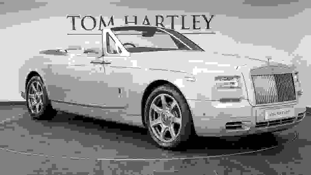 Used 2016 Rolls-Royce Phantom Drophead Coupe Cassiopeia Silver at Tom Hartley