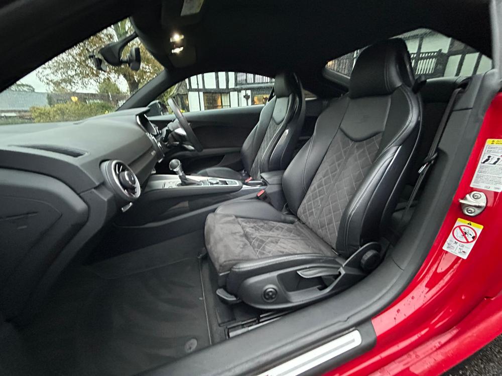 Used Audi TT GL73UVY 28