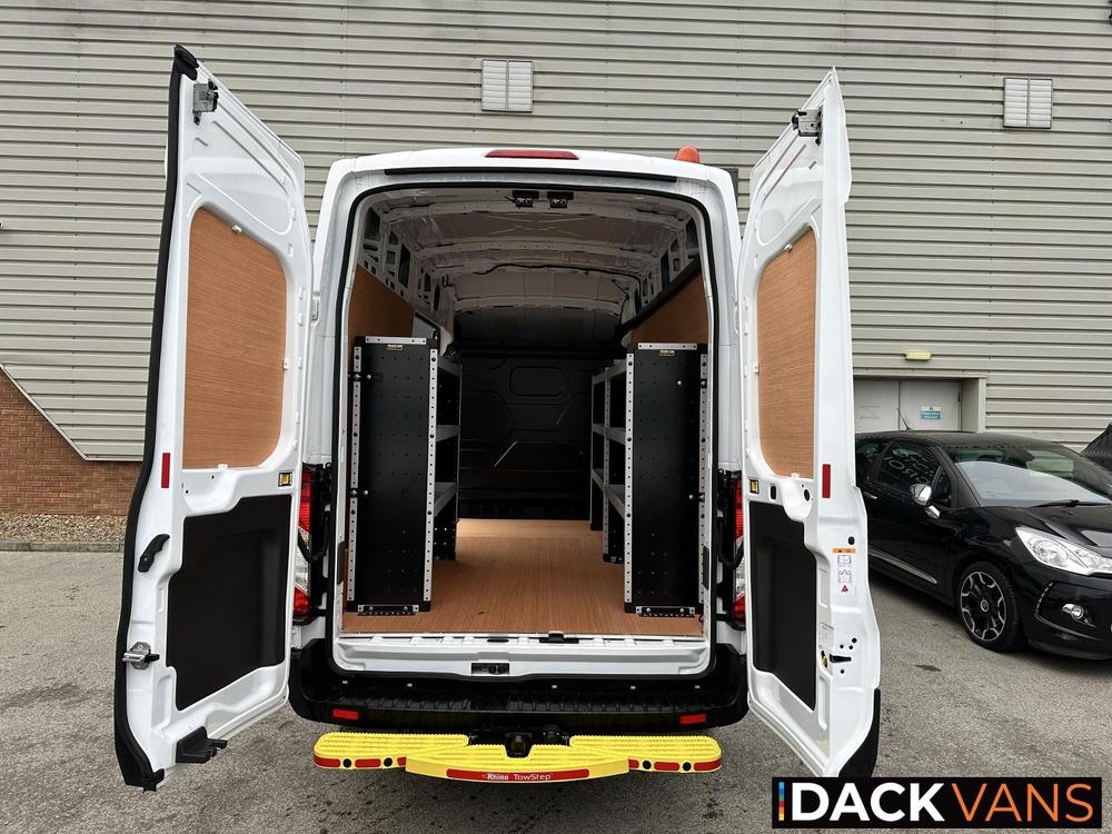 Ford Transit Photo d8aec45a-9de3-4856-b6a6-2f37972a127a.jpg