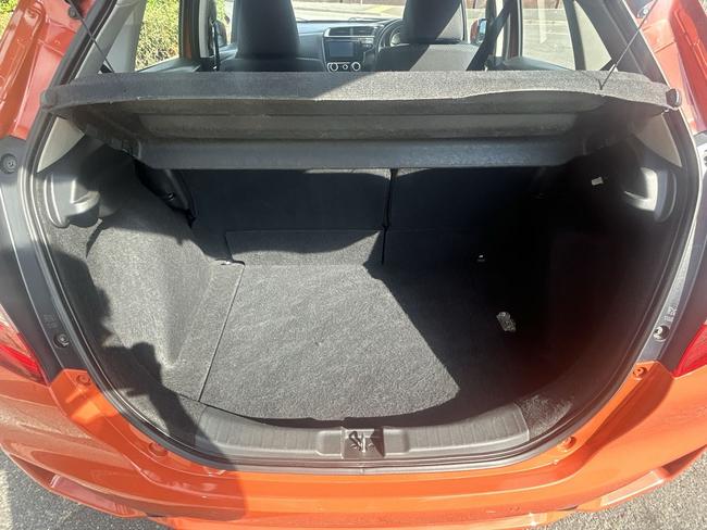Honda Jazz Photo d8b775d6-d244-4c9f-aae4-5552df0f14a0.jpg