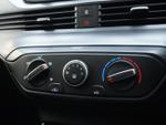 Hyundai BAYON Photo 17
