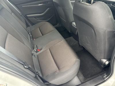Mazda Mazda3 Photo 10
