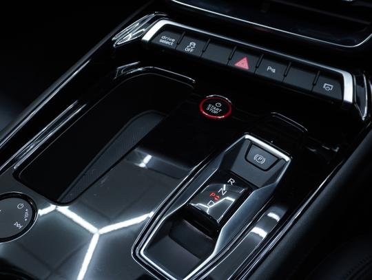 Audi e-tron GT Photo d8c42c49-42e1-4dd5-b01c-760602dc8d3f.jpg