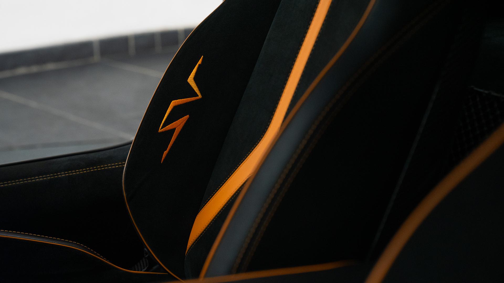 LAMBORGHINI Aventador Photo d8c880ea-a7fa-4e01-aa94-6cf0986732b5.jpg