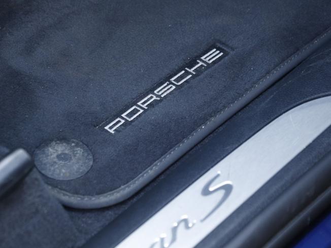 PORSCHE Macan Photo 36