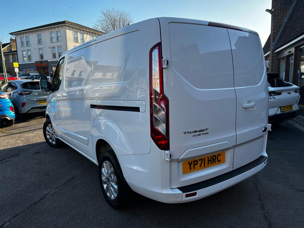 Ford Transit Custom Photo d9005d3d-1f37-430a-ada7-161a85686071.jpg