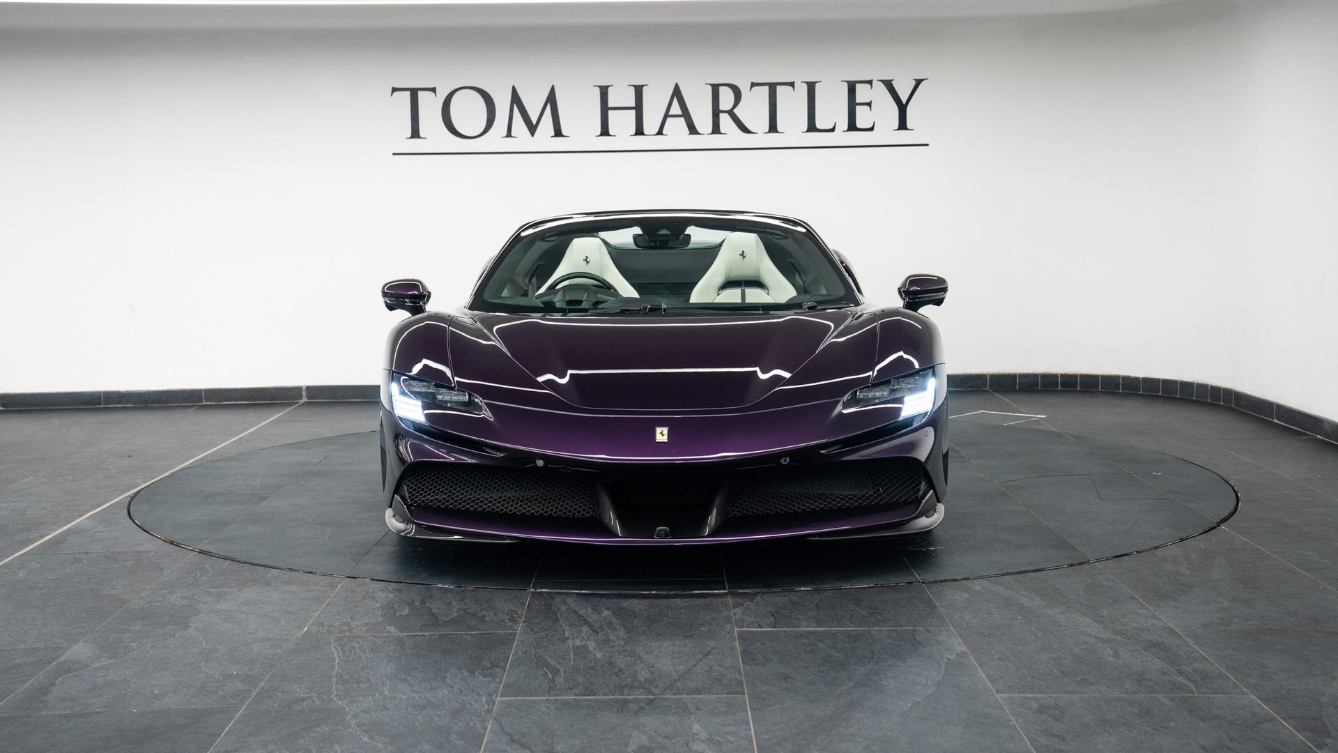 Ferrari SF90 Photo d90c50ee-99c6-4f54-acc1-3ae5e23bc530.jpg