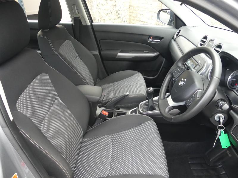 Suzuki Vitara Photo d91d2aac-f6d2-4c92-bf85-d9f11db8242d.jpg