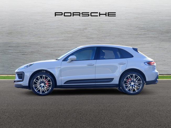 PORSCHE Macan Photo 5