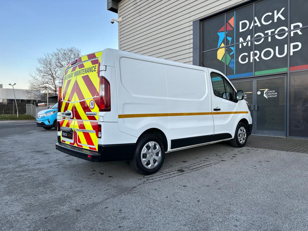 Renault Trafic Photo d935e2fe-403c-4715-bfff-ca07cded7163.jpg