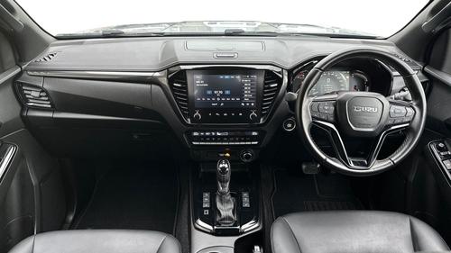 Isuzu D-Max Photo d9363743-86ee-44df-8ec2-70d67857d861.jpg